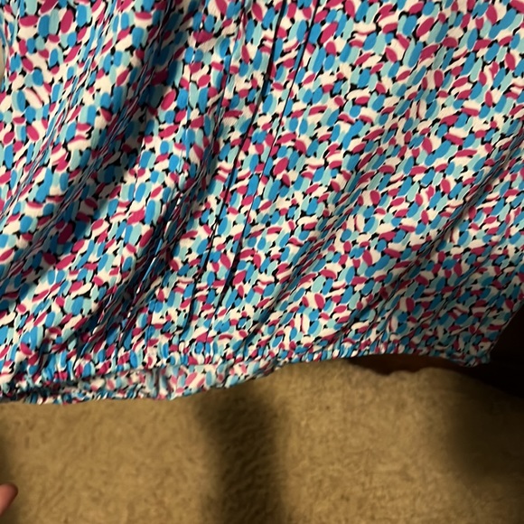 Ann Taylor multi-colored blouse - Picture 3 of 4